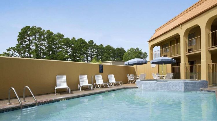 Days Inn Southaven Pool