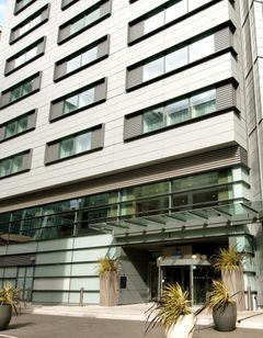 Hilton London Canary Wharf