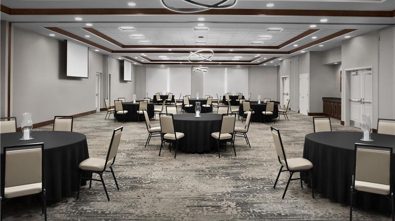 <b>Hilton Garden Inn OklahomaCity Bricktown Meeting</b>. Images powered by <a href="https://iceportal.shijigroup.com/" title="IcePortal" target="_blank">IcePortal</a>.