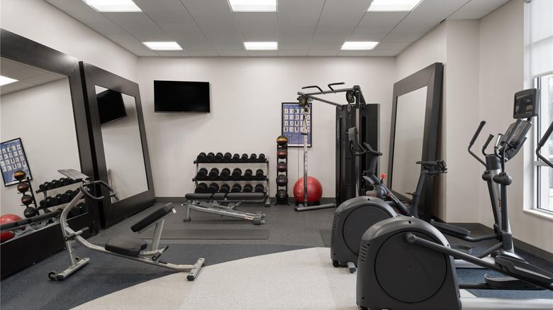 <b>Hilton Garden Inn Lenox/Pittsfield Health</b>. Images powered by <a href="https://iceportal.shijigroup.com/" title="IcePortal" target="_blank">IcePortal</a>.