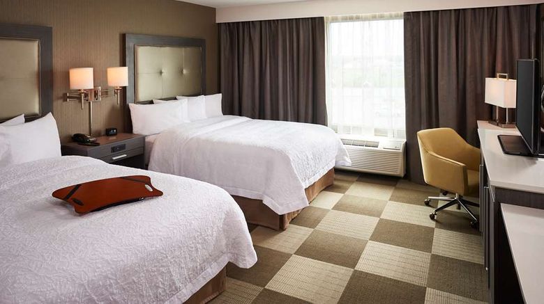 <b>Hampton Inn by Hilton Timmins Room</b>. Images powered by <a href="https://iceportal.shijigroup.com/" title="IcePortal" target="_blank">IcePortal</a>.