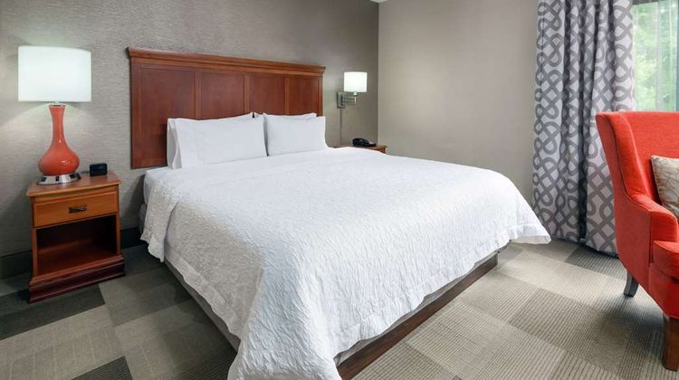 Hampton Inn Danbury Room