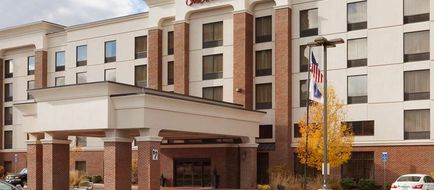 Hampton Inn & Suites East Hartford Exterior