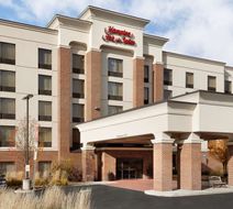 Hampton Inn & Suites East Hartford Exterior