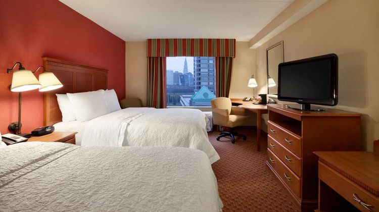 Hampton Inn & Suites East Hartford Room