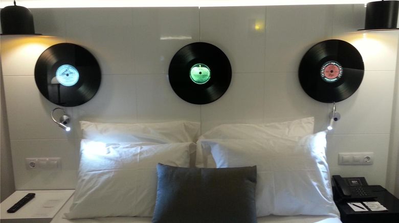 <b>Evenia Rocafort Hotel Room</b>. Images powered by <a href="https://iceportal.shijigroup.com/" title="IcePortal" target="_blank">IcePortal</a>.