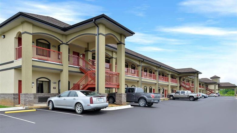 <b>Americas Best Value Inn Tupelo Exterior</b>. Images powered by <a href="https://iceportal.shijigroup.com/" title="IcePortal" target="_blank">IcePortal</a>.