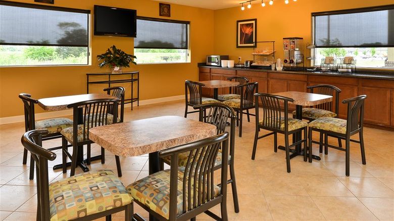 <b>Americas Best Value Inn Tupelo Restaurant</b>. Images powered by <a href="https://iceportal.shijigroup.com/" title="IcePortal" target="_blank">IcePortal</a>.