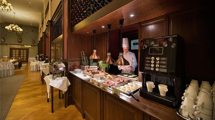 Apollo Hotel Restaurant