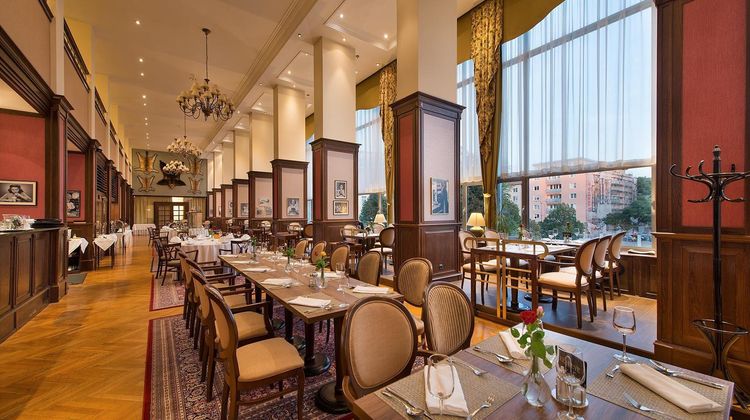 Apollo Hotel Restaurant