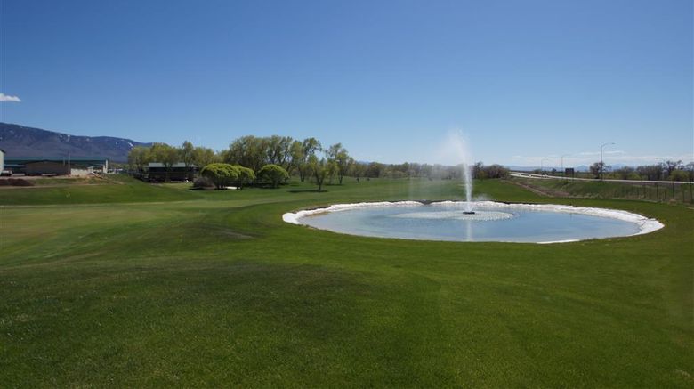 <b>Best Western Paradise Inn & Resort Golf</b>. Images powered by <a href="https://iceportal.shijigroup.com/" title="IcePortal" target="_blank">IcePortal</a>.