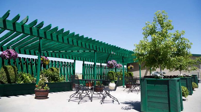 <b>Best Western Paradise Inn & Resort Exterior</b>. Images powered by <a href="https://iceportal.shijigroup.com/" title="IcePortal" target="_blank">IcePortal</a>.