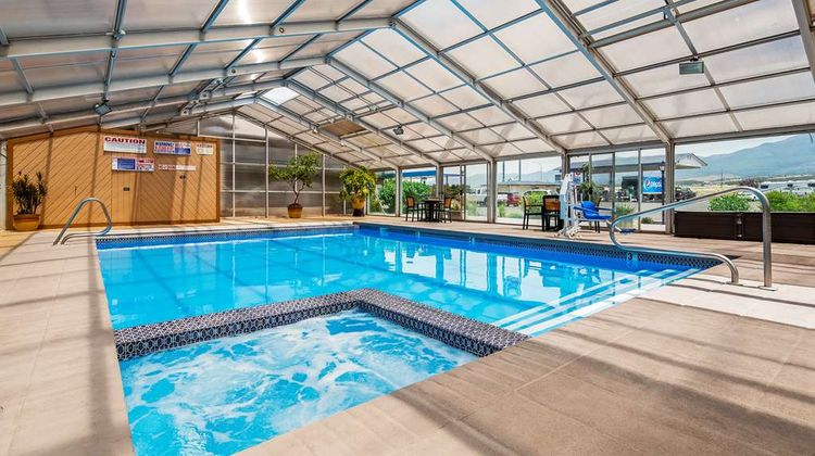 Best Western Paradise Inn & Resort Pool
