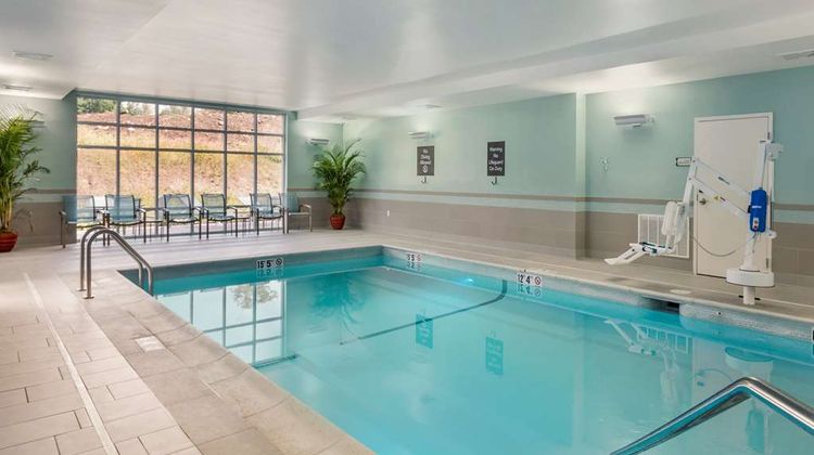 Homewood Suites Gateway Hills Nashua Pool