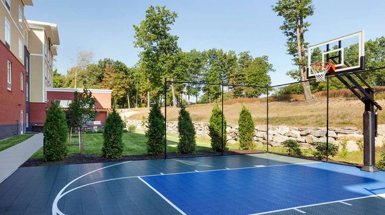 Homewood Suites Gateway Hills Nashua Recreation