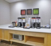 Hampton Inn Bar Harbor Lobby