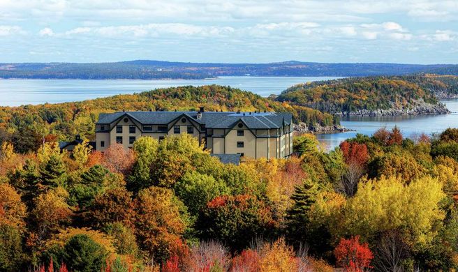 Hampton Inn Bar Harbor Exterior