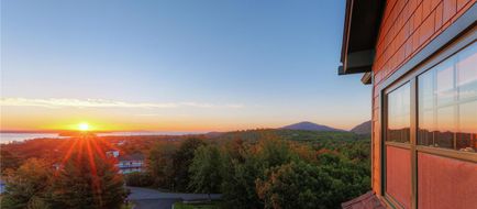 Hampton Inn Bar Harbor Exterior