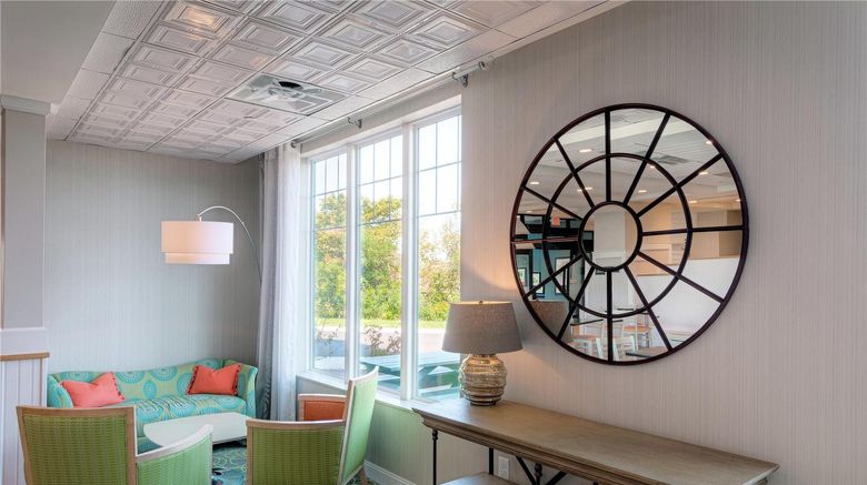 <b>Hampton Inn Bar Harbor Other</b>. Images powered by <a href="https://iceportal.shijigroup.com/" title="IcePortal" target="_blank">IcePortal</a>.