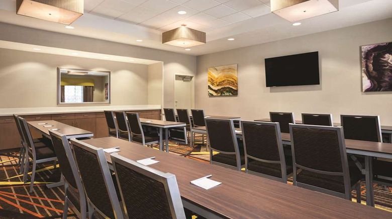<b>Hampton Inn Brigham City Meeting</b>. Images powered by <a href="https://iceportal.shijigroup.com/" title="IcePortal" target="_blank">IcePortal</a>.