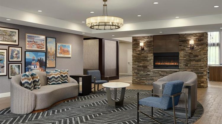 Homewood Suites by Hilton Burlington Lobby