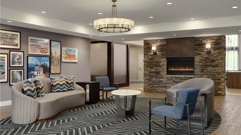 <b>Homewood Suites by Hilton Burlington Lobby</b>. Images powered by <a href="https://iceportal.shijigroup.com/" title="IcePortal" target="_blank">IcePortal</a>.