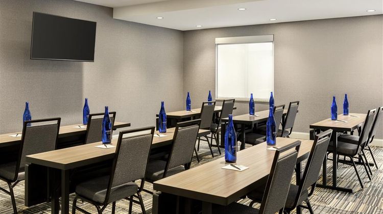 Homewood Suites by Hilton Burlington Meeting