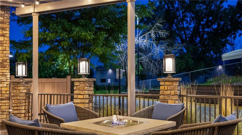 <b>Homewood Suites by Hilton Ankeny Exterior</b>. Images powered by <a href="https://iceportal.shijigroup.com/" title="IcePortal" target="_blank">IcePortal</a>.