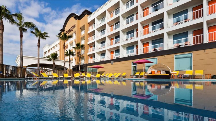 DoubleTree by Hilton Galveston Beach Pool