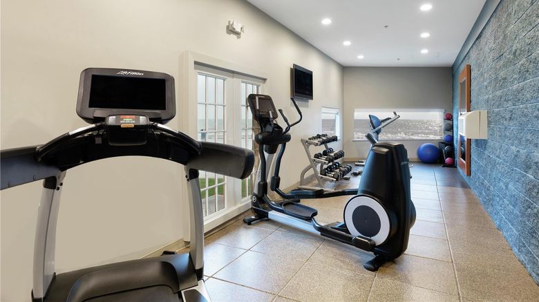 <b>DoubleTree by Hilton Galveston Beach Health</b>. Images powered by <a href="https://iceportal.shijigroup.com/" title="IcePortal" target="_blank">IcePortal</a>.
