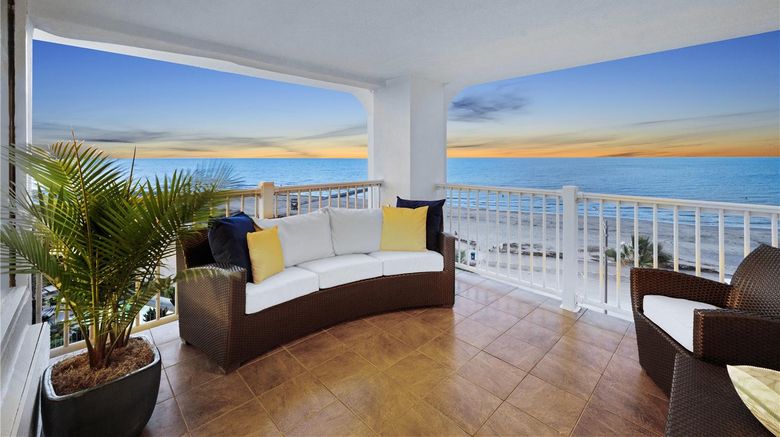 <b>DoubleTree by Hilton Galveston Beach Room</b>. Images powered by <a href="https://iceportal.shijigroup.com/" title="IcePortal" target="_blank">IcePortal</a>.