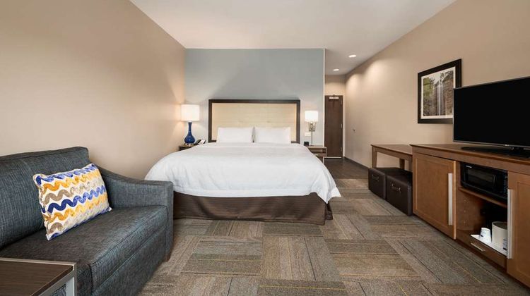 Hampton Inn & Suites Lavonia Room