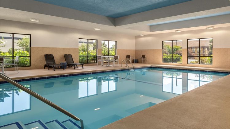 Hampton Inn & Suites Lavonia Pool