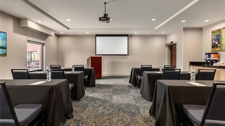 Hampton Inn & Suites Lavonia Meeting