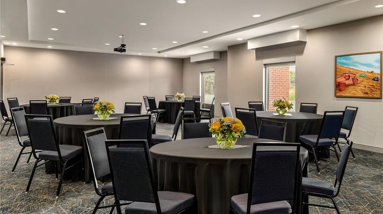Hampton Inn & Suites Lavonia Meeting