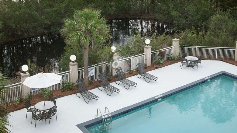 <b>Hilton Garden Inn Hilton Head Pool</b>. Images powered by <a href="https://iceportal.shijigroup.com/" title="IcePortal" target="_blank">IcePortal</a>.