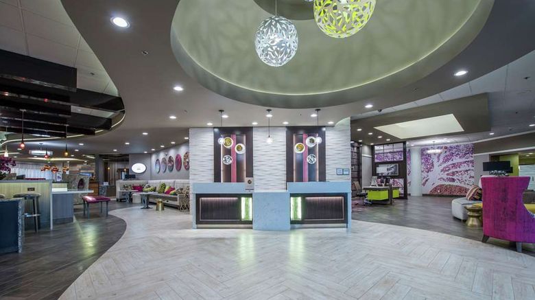 <b>DoubleTree by Hilton Hotel Winston-Salem Lobby</b>. Images powered by <a href="https://iceportal.shijigroup.com/" title="IcePortal" target="_blank">IcePortal</a>.