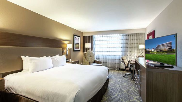 DoubleTree by Hilton Hotel Winston-Salem Room