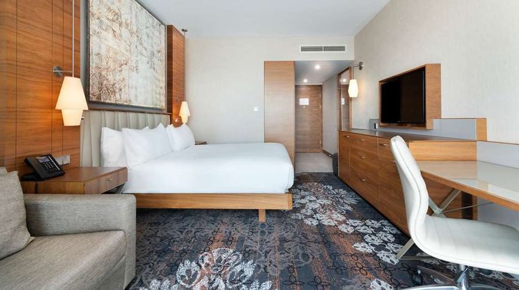 DoubleTree by Hilton Krakow Hotel Room