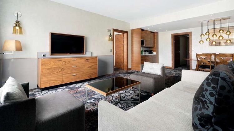 DoubleTree by Hilton Krakow Hotel Room