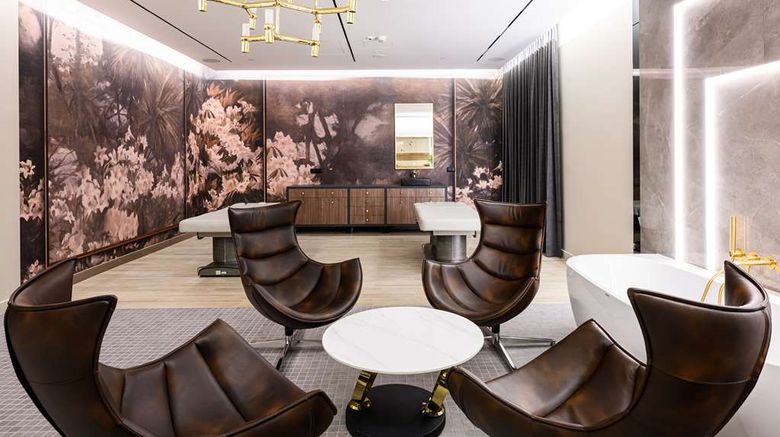 <b>DoubleTree by Hilton Krakow Hotel Recreation</b>. Images powered by <a href="https://iceportal.shijigroup.com/" title="IcePortal" target="_blank">IcePortal</a>.