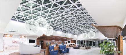 DoubleTree by Hilton Krakow Hotel Lobby