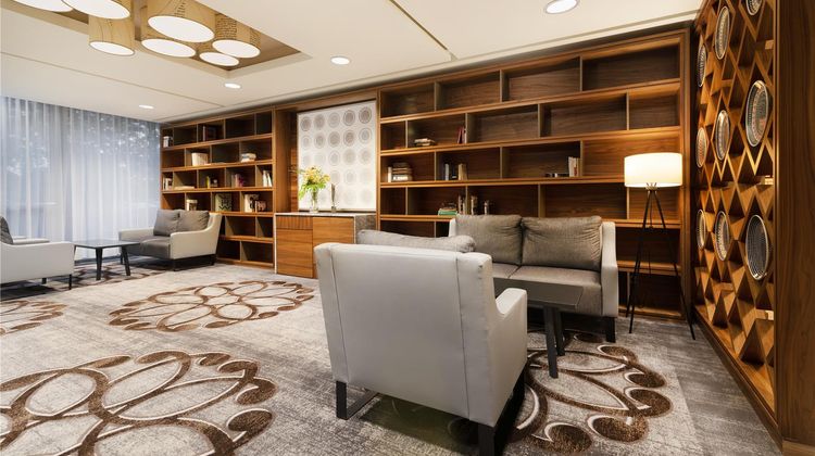 DoubleTree by Hilton Krakow Hotel Lobby