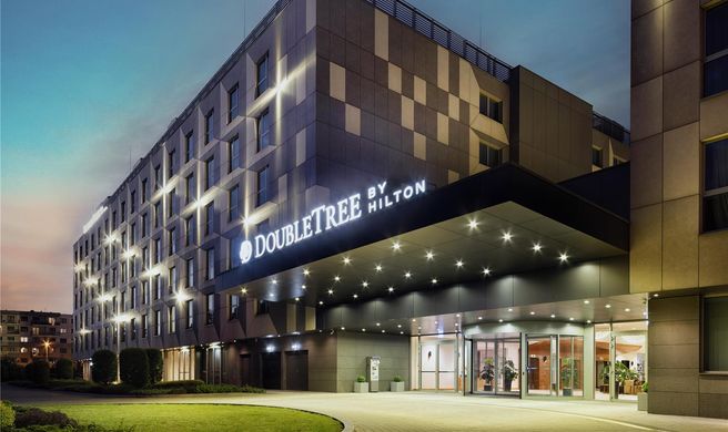 DoubleTree by Hilton Krakow Hotel Exterior