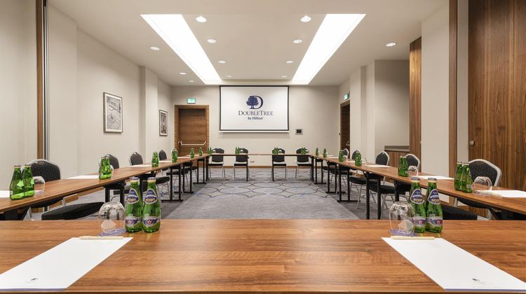 DoubleTree by Hilton Krakow Hotel Meeting
