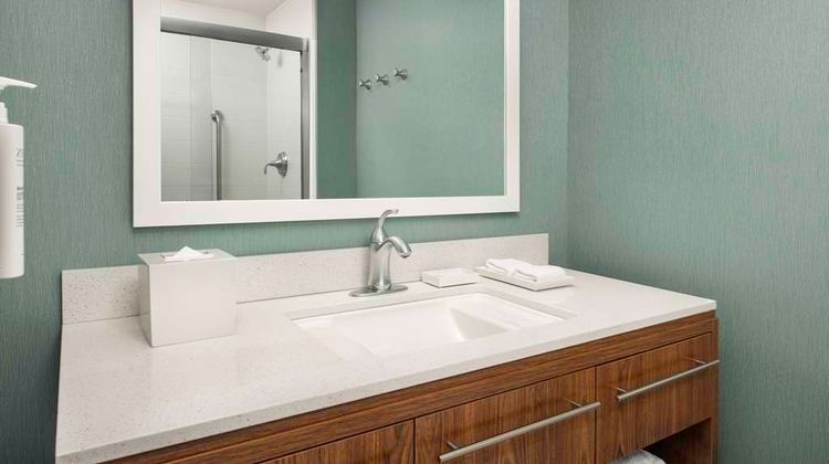 Home2 Suites University/Medical Center Room