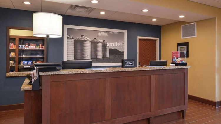 Hampton Inn & Suites Lonoke Lobby