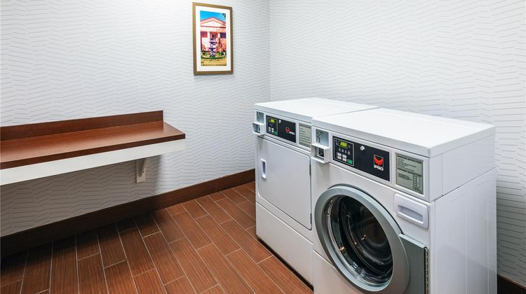 Hampton Inn & Suites Lonoke Other