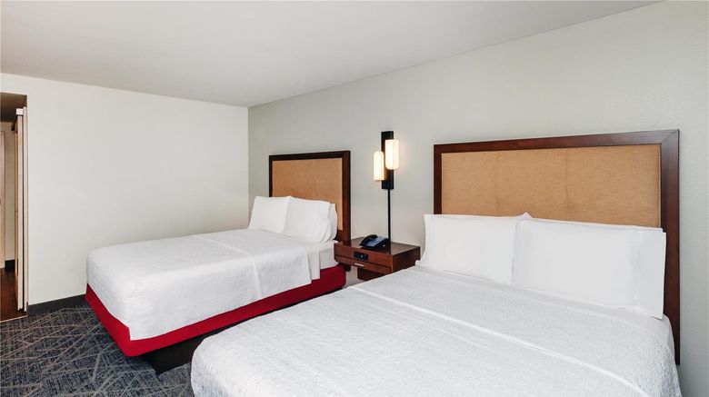 <b>Hampton Inn & Suites Lonoke Room</b>. Images powered by <a href="https://iceportal.shijigroup.com/" title="IcePortal" target="_blank">IcePortal</a>.