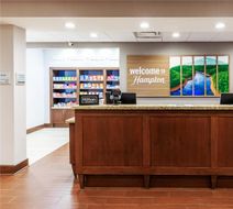 Hampton Inn & Suites Lonoke Lobby